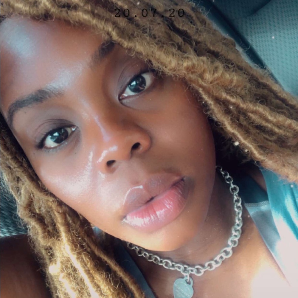 Meet your Posher, Talissia